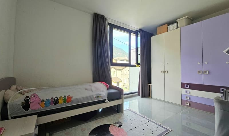 BELLA CASA UNIFAMILIARE DI 5.5 LOCALI (13)