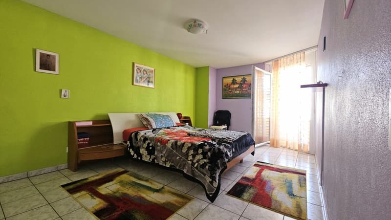 VILLETTA UNIFAMILIARE CON BEL GIARDINO (11)