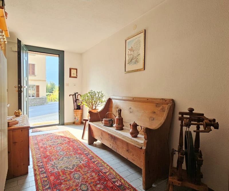 CASA UNIFAMILIARE CON CURATO GIARDINO A S.VITTORE (4)