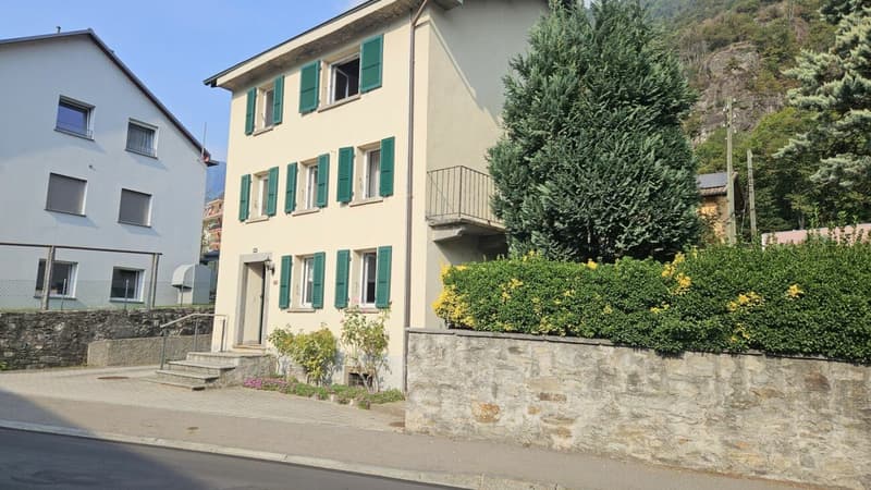 AMPIA CASA UNIFAMILIARE CON GIARDINO A S.VITTORE (3)
