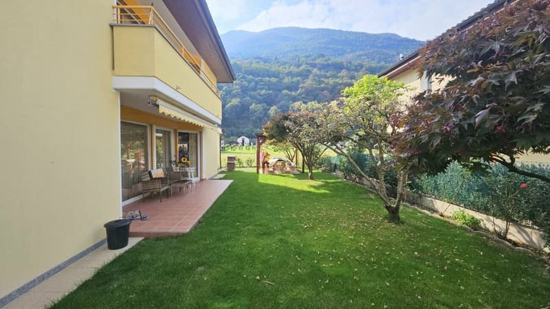 VILLETTA UNIFAMILIARE CON BEL GIARDINO (2)