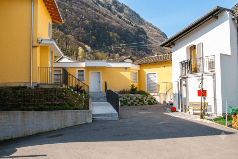Appartement accueillant de 3,5 pièces à Quartino (8)