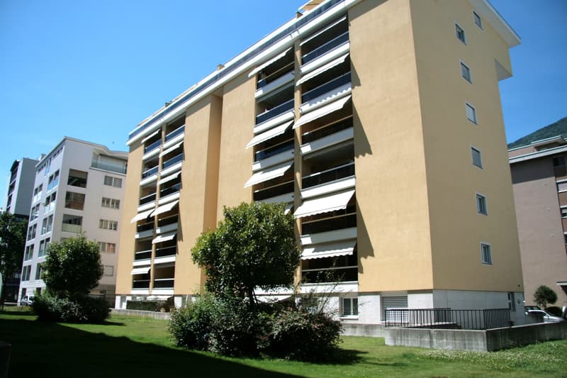 Locarno, attico di 3.5 locali + studio di ampia metratura in prossimità di tutti i servizi (11)