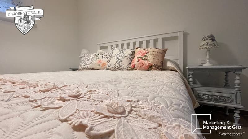 FURNISHED 3.5-ROOM APARTMENT OF GREAT CHARM, SOUGHT-AFTER, QUIET (13)