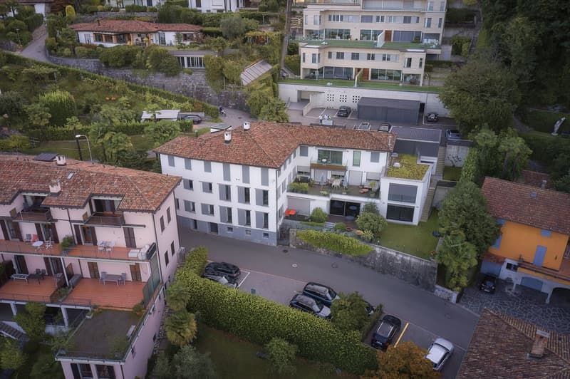 Appartement avec vue sur le lac à Figino à vendre (5)