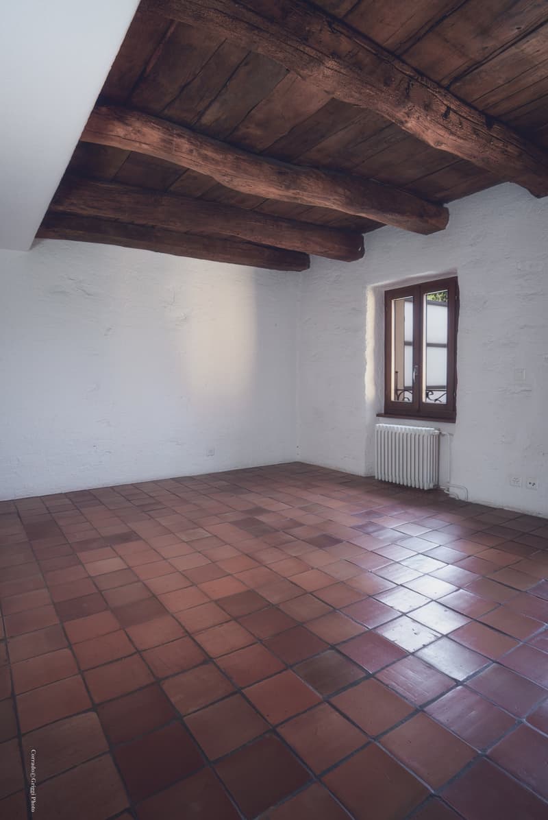 Affittasi luminoso appartamento di 6 locali a Origlio (21)