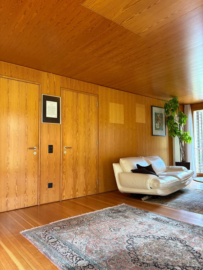 Casa di design in legno immersa nel verde (22)