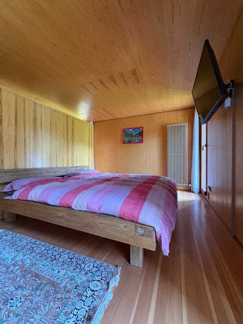Casa di design in legno immersa nel verde (39)