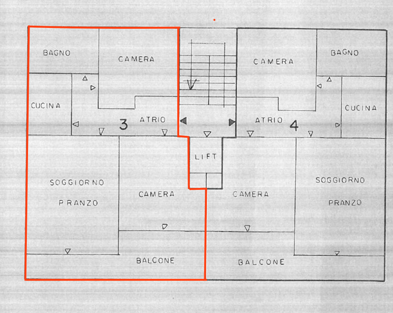 4 bedrooms, 2 bathrooms, 2 closets, kitchen, living room, lift, balcony