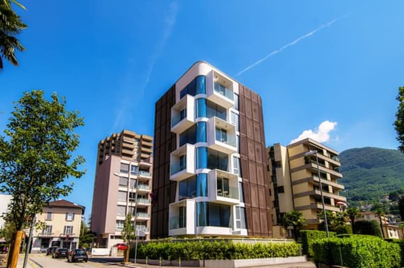 Wohnung mit Möbeln, neu gebaut, mit eigenem Garten (3)