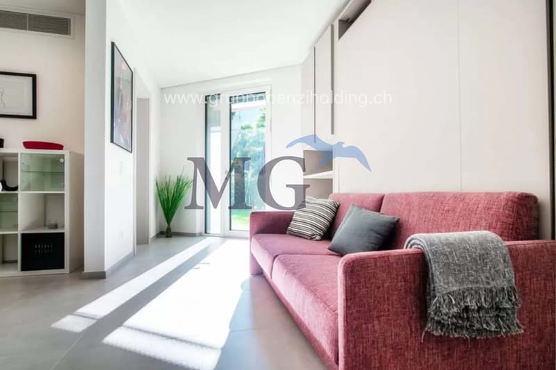 Wohnung mit Möbeln, neu gebaut, mit eigenem Garten (1)