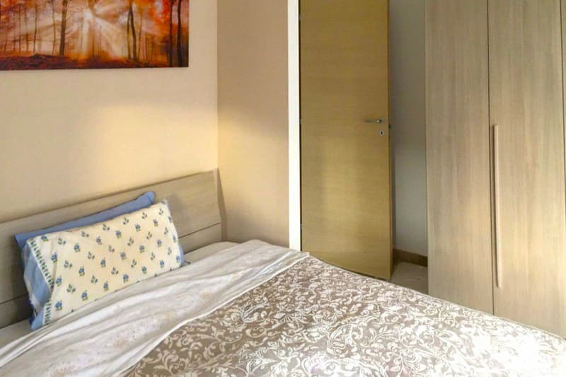 2.5-room apartment on the top floor with open view (8)