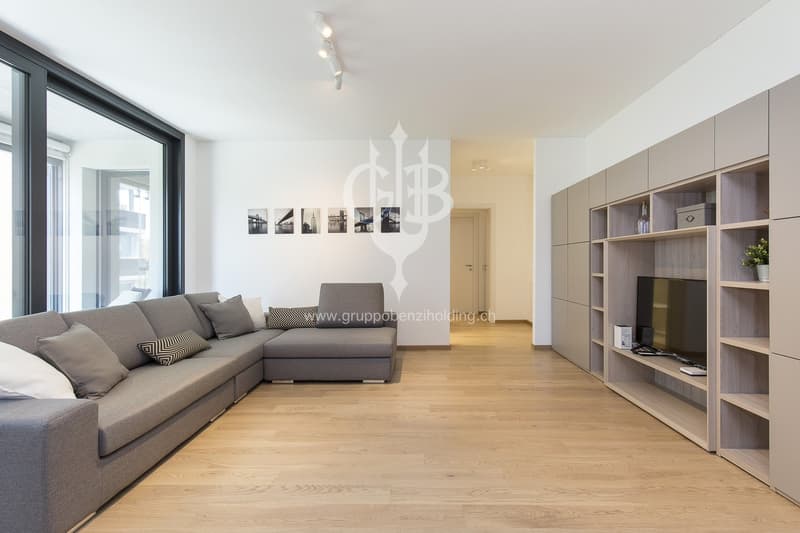 Wohnung mit 3,5 Zimmern, zentral und nahe den Universitäten von Lugano (3)