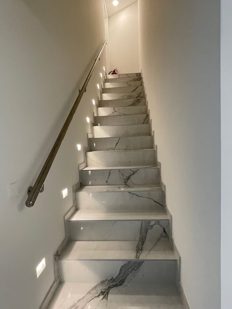 Penthouse with rooftop - furnished and available immediately (11)