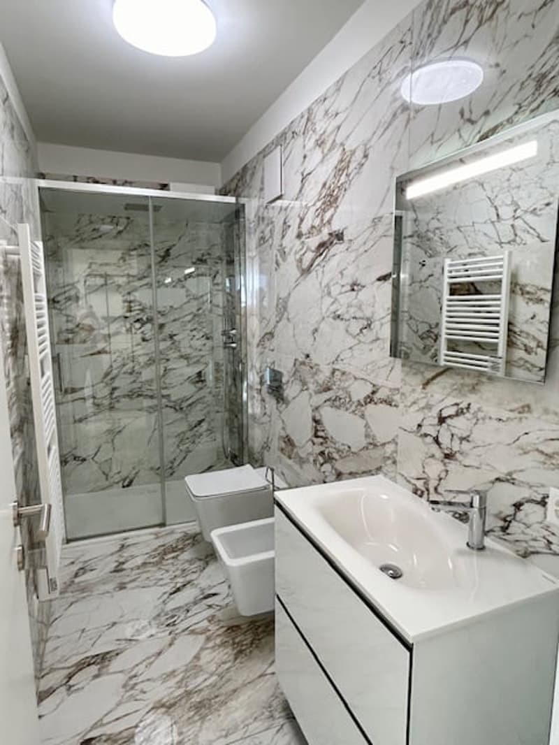 Penthouse with rooftop - furnished and available immediately (18)