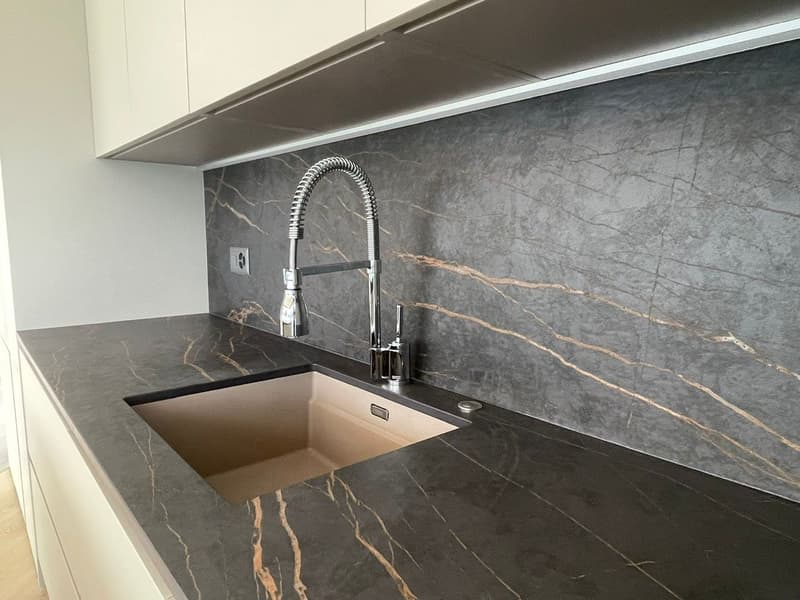 Attico di lusso con terrazza e jacuzzi a Massagno – Disponibile subito (15)