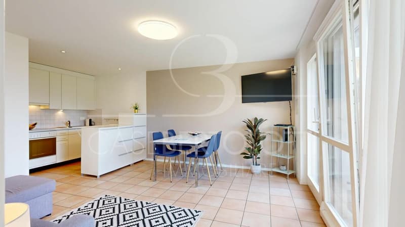 Sonnenverwöhnte Gartenwohnung mit Seesicht, Pool und Jacuzzi in Vairano (10)