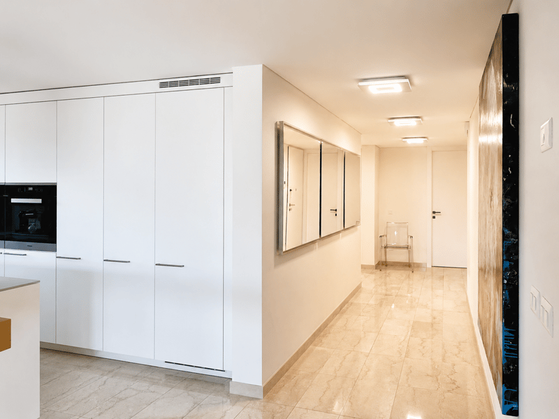 MONTAGNOLA - DUPLEX EXCLUSIF 5.5 PIÈCES AVEC VUE SUR LE LAC (6)
