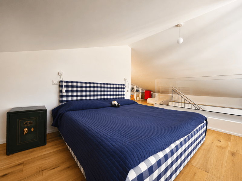MONTAGNOLA - DUPLEX EXCLUSIF 5.5 PIÈCES AVEC VUE SUR LE LAC (7)