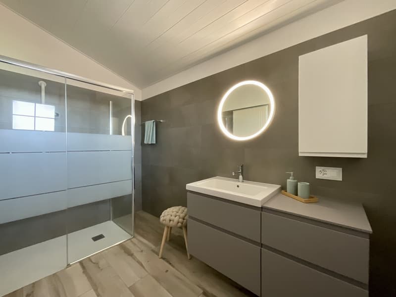 SAN PIETRO DI STABIO - WONDERFUL SINGLE-FAMILY HOUSE (6)