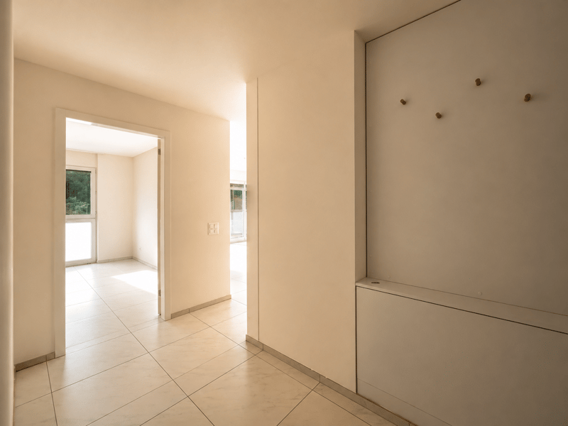 RIVERA - 4,5 Zimmer mit Glas-Terrasse zu vermieten (9)