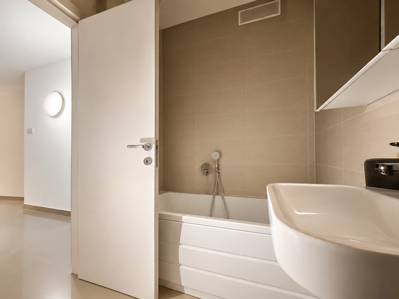 BRISSAGO - HELLES 3.5-ZIMMER-WOHNUNG MIT ATEMBERAUBENDER SEESICHT (10)