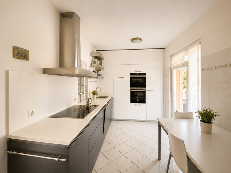 VACALLO - BRIGHT PROPERTY FOR SALE WITH PRIVATE GARDEN (5)