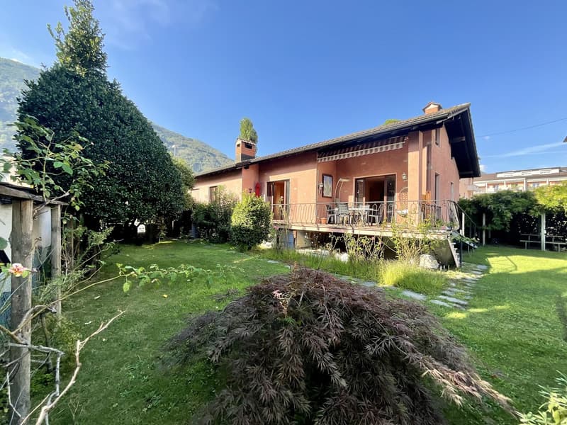 BELLINZONA - AMPIA CASA UNIFAMILIARE IN POSIZIONE CENTRALE (10)