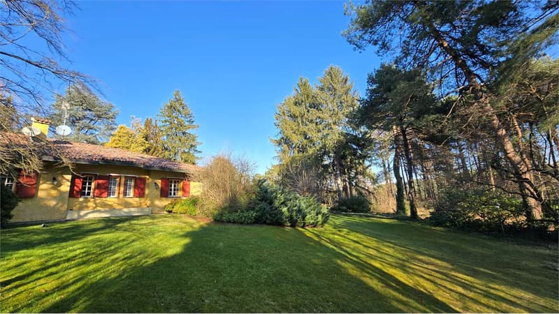 Exklusive Villa mit Pool im Golf Club Pinetina (2)