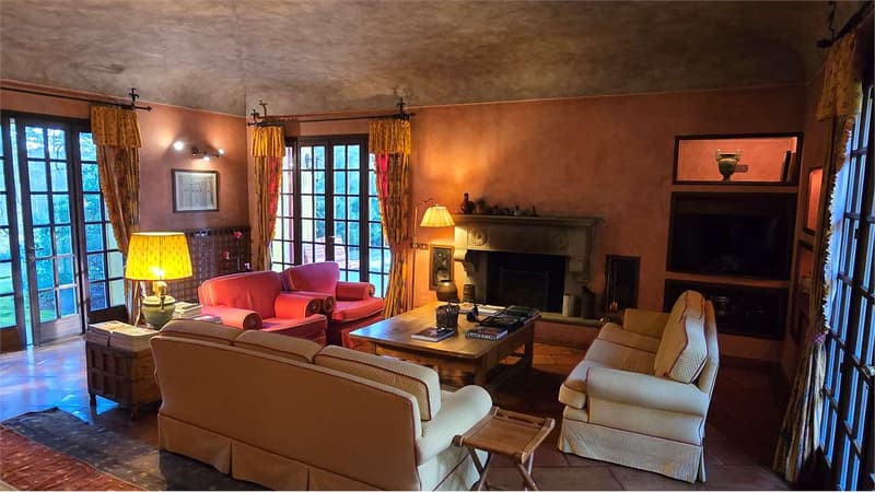 Exklusive Villa mit Pool im Golf Club Pinetina (6)