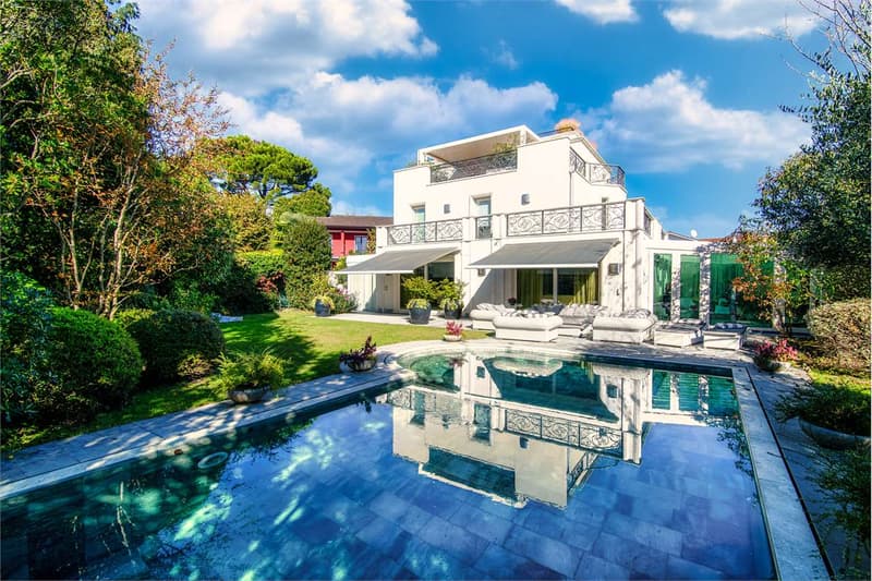 VILLA UNIFAMILIARE CON PISCINA (2)