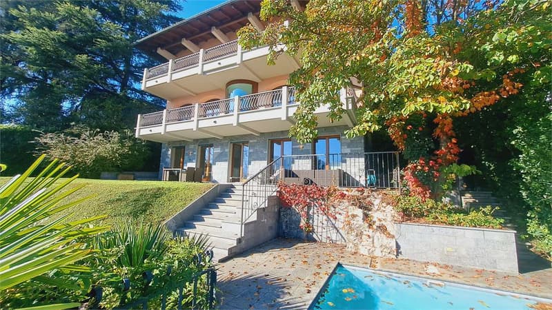 Villa con piscina a Massagno - Villa with Swimming Pool in Massagno (4)