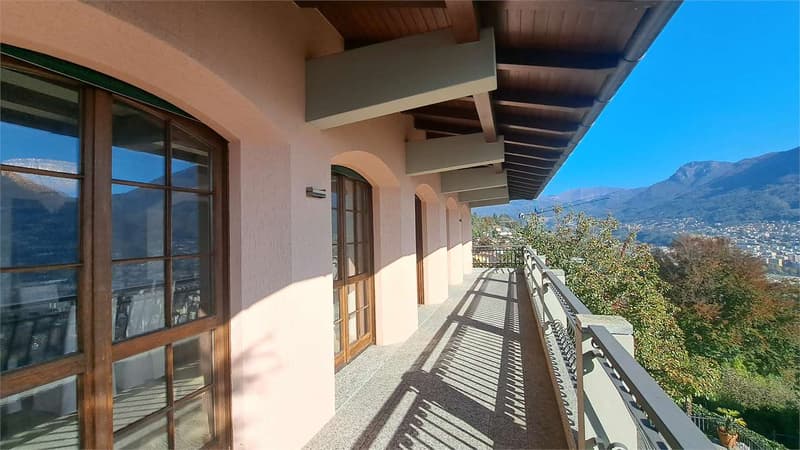 Villa con piscina a Massagno - Villa with Swimming Pool in Massagno (11)
