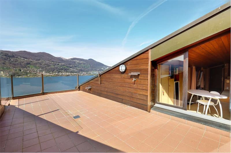 VILLA CON GIARDINO E VISTA LAGO A MONTAGNOLA (12)