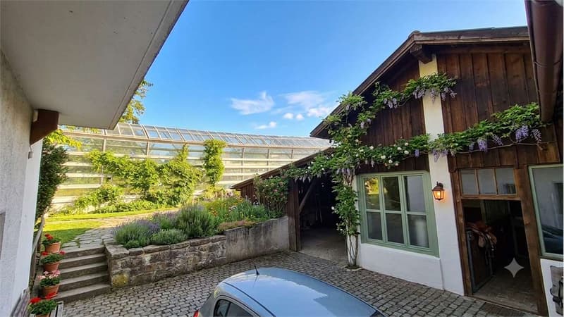 Einfamilienhaus mit großem Gartengrundstück und Baurecht im Herzen von Chiasso (11)