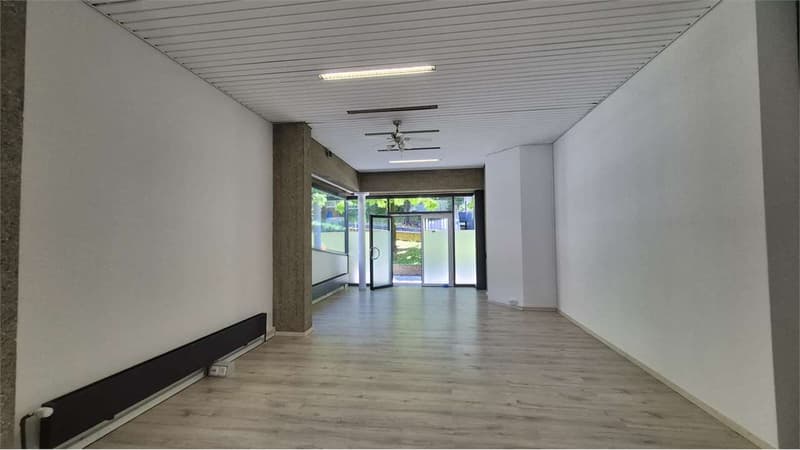 Commercial space for rent available immediately (1)