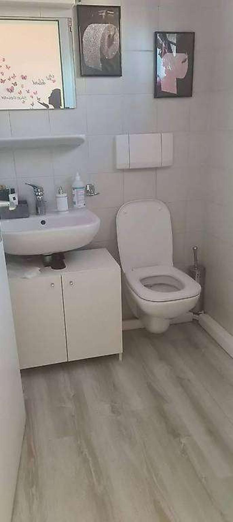 Studio for subletting - ideal for aesthetic and wellness activities (8)