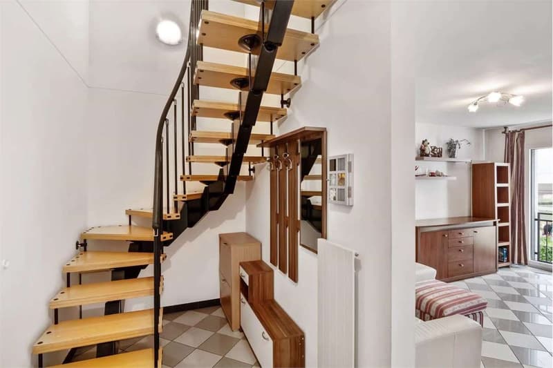 Bellissimo Appartamento Duplex  3.5 a Chiasso (5)