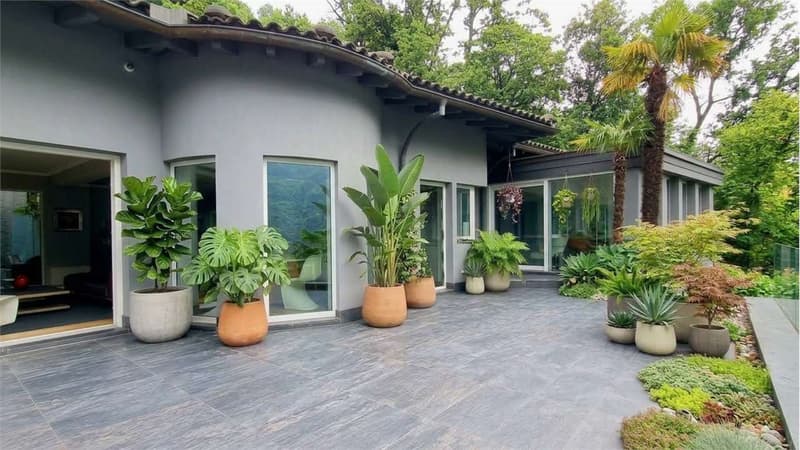 Villa moderna con vista lago a Vico Morcote (2)