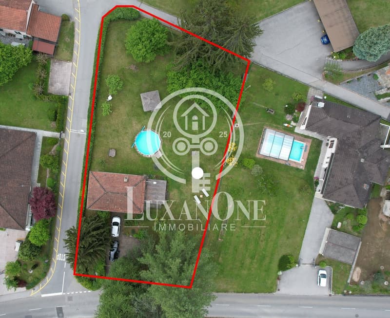 Charming single-family house with pool and large plot (16)