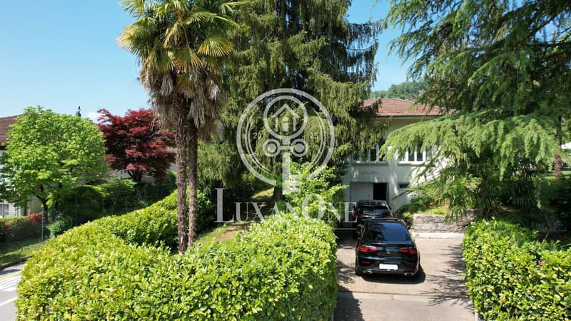 Charming single-family house with pool and large plot (4)