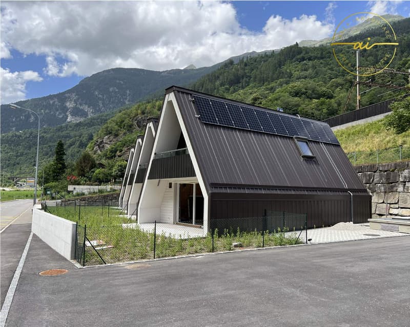 MAISON DE RANGÉE CARACTÉRISTIQUE 3.5 PIÈCES MINERGIE À FAIDO (2)