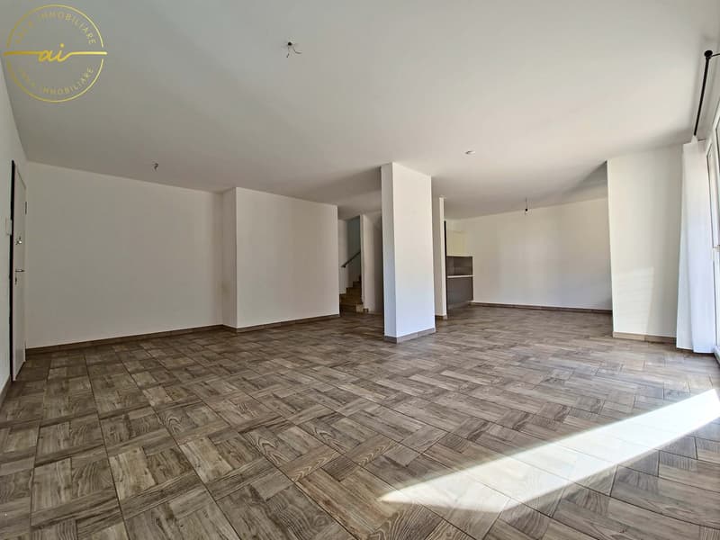 Beautiful Semi-Detached House with Private Garden in Cresciano (4)
