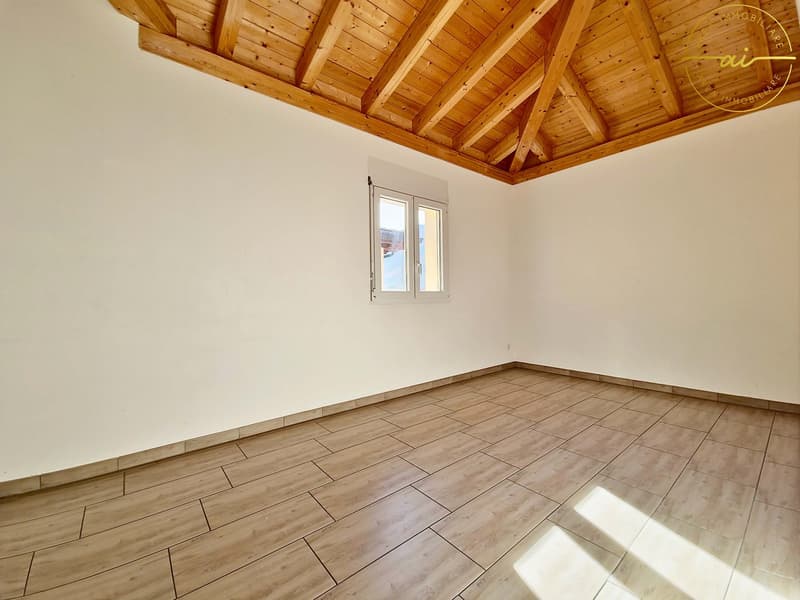 Beautiful Semi-Detached House with Private Garden in Cresciano (14)