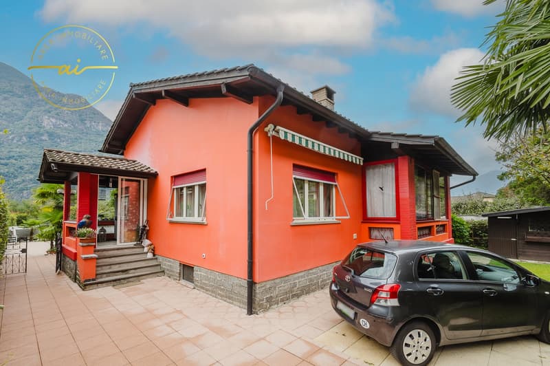 Maison unifamiliale avec jardin et piscine à Cresciano (19)