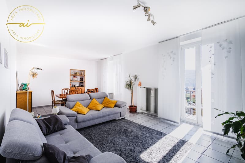 Geräumiges 6.5-Zimmer-Haus in Wohngebiet in Morbio Inferiore (3)