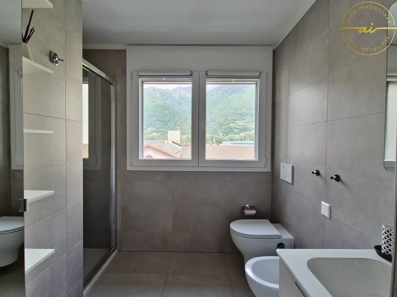 Appartement moderne de 3.5 pièces avec grande terrasse à Giubiasco (10)