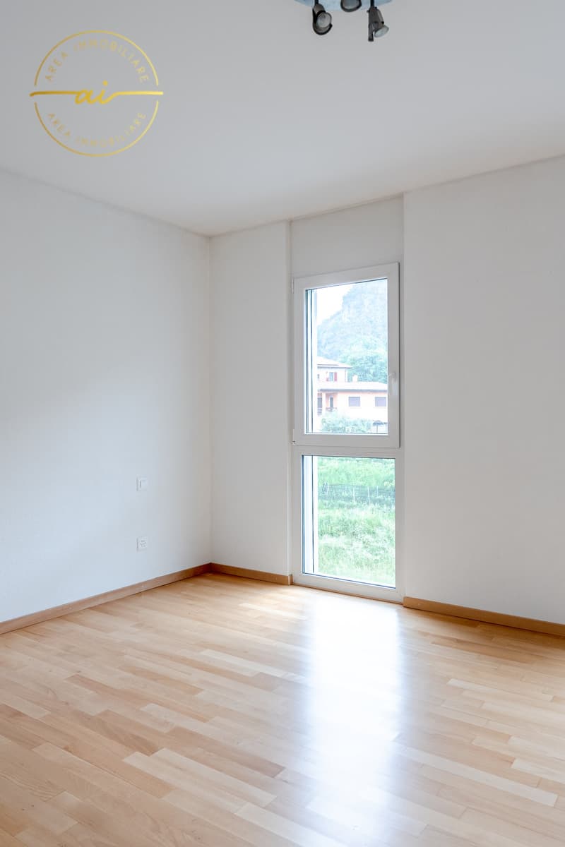 Bright 4.5-room apartment in Castel San Pietro (11)