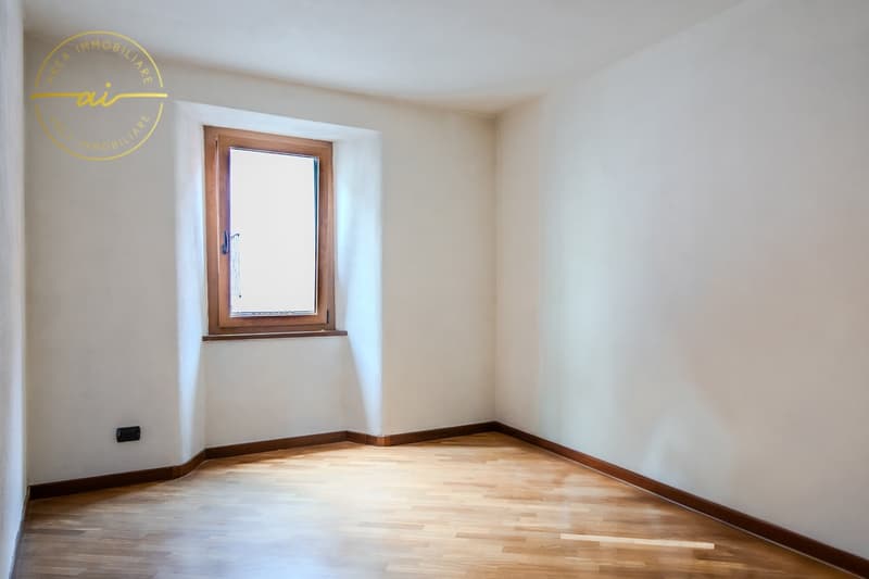 Mehrfamilienhaus mit 3 Wohnungen zum Verkauf, ideal auch als Investition (3)