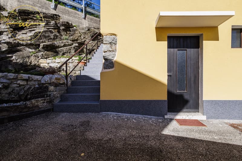 Geräumiges 6.5-Zimmer-Haus in Wohngegend in Morbio Inferiore (18)